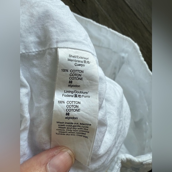 Khakis by GAP The City Short, size 10. - Picture 7 of 8